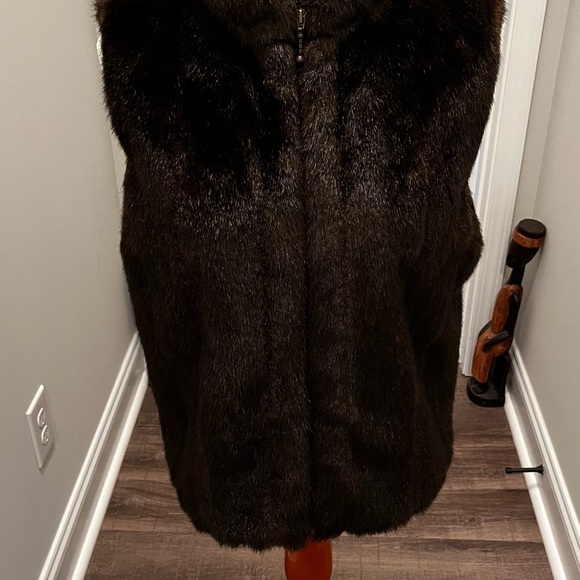 Preston & York Brown Faux Fur - Picture 6 of 8